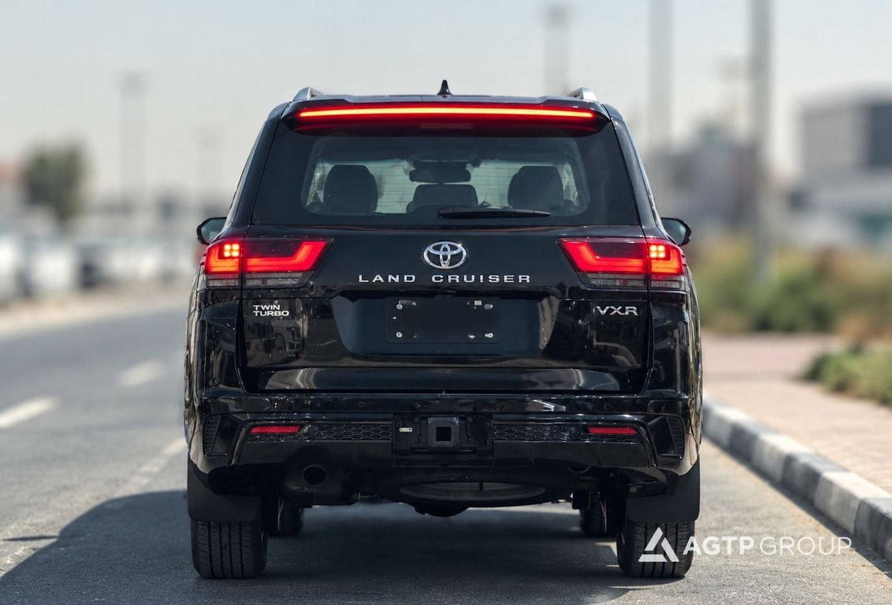 تويوتا لاند كروزر VXR محرك بنزين V6 ثنائي التيربو سعة 3.5 لتر | كامل المواصفات | ناقل حركة أوتوماتيكي | دفع رباعي | مواصفا
