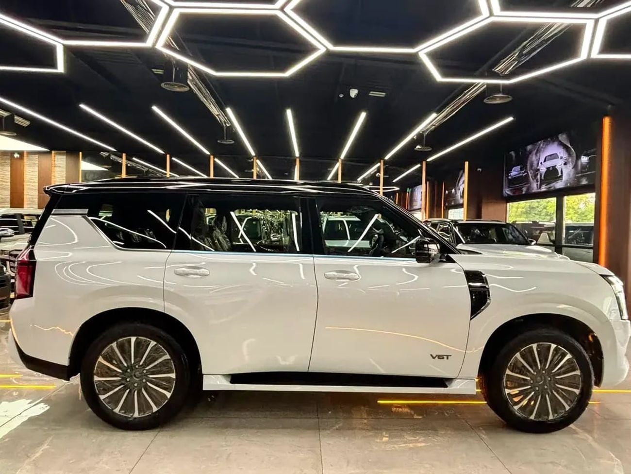 نيسان باترول LE Plati - Brand - GCC Specs