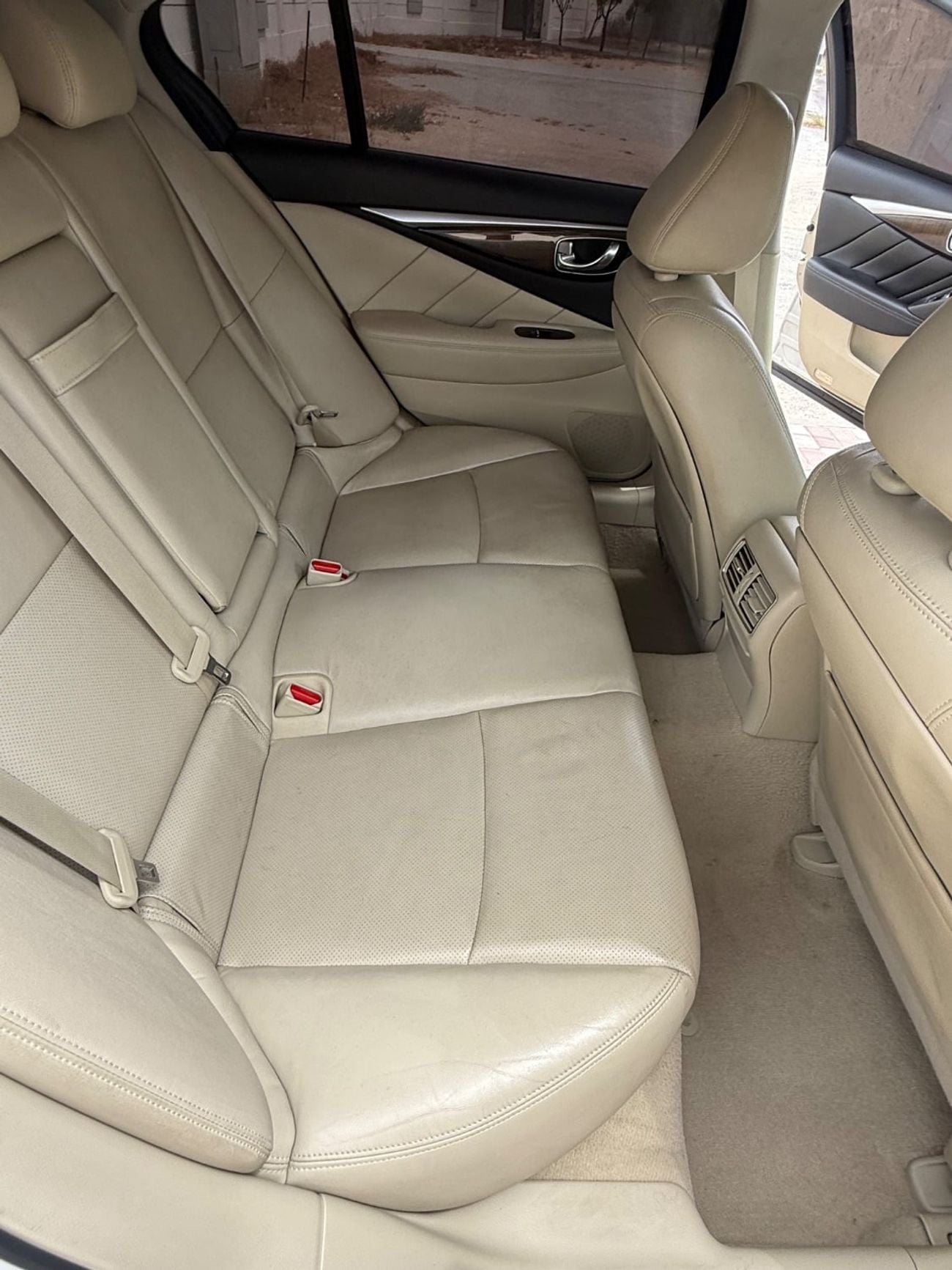 إنفينيتي Q50 LUXE WOOD