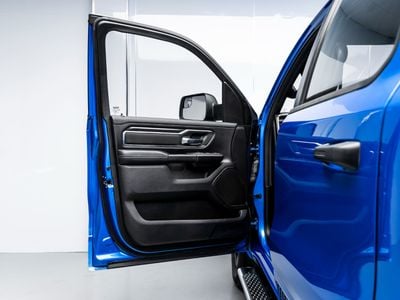 RAM 1500 BIGHORN CREW CAB BUY NOW, PAY 2027 | THE BLACKLINE STANDARD | 2029 Agency Warranty + Service Contract, GCC