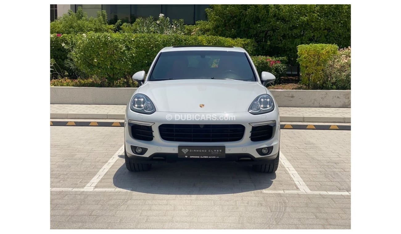 Porsche Cayenne Porsche Cayenne S  Panoramic  GCC 2016 Under Warranty