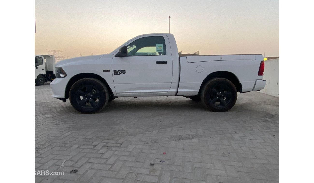 رام 1500 Classic 1500  5.7 petrol hemi V 8 single cab model 2022