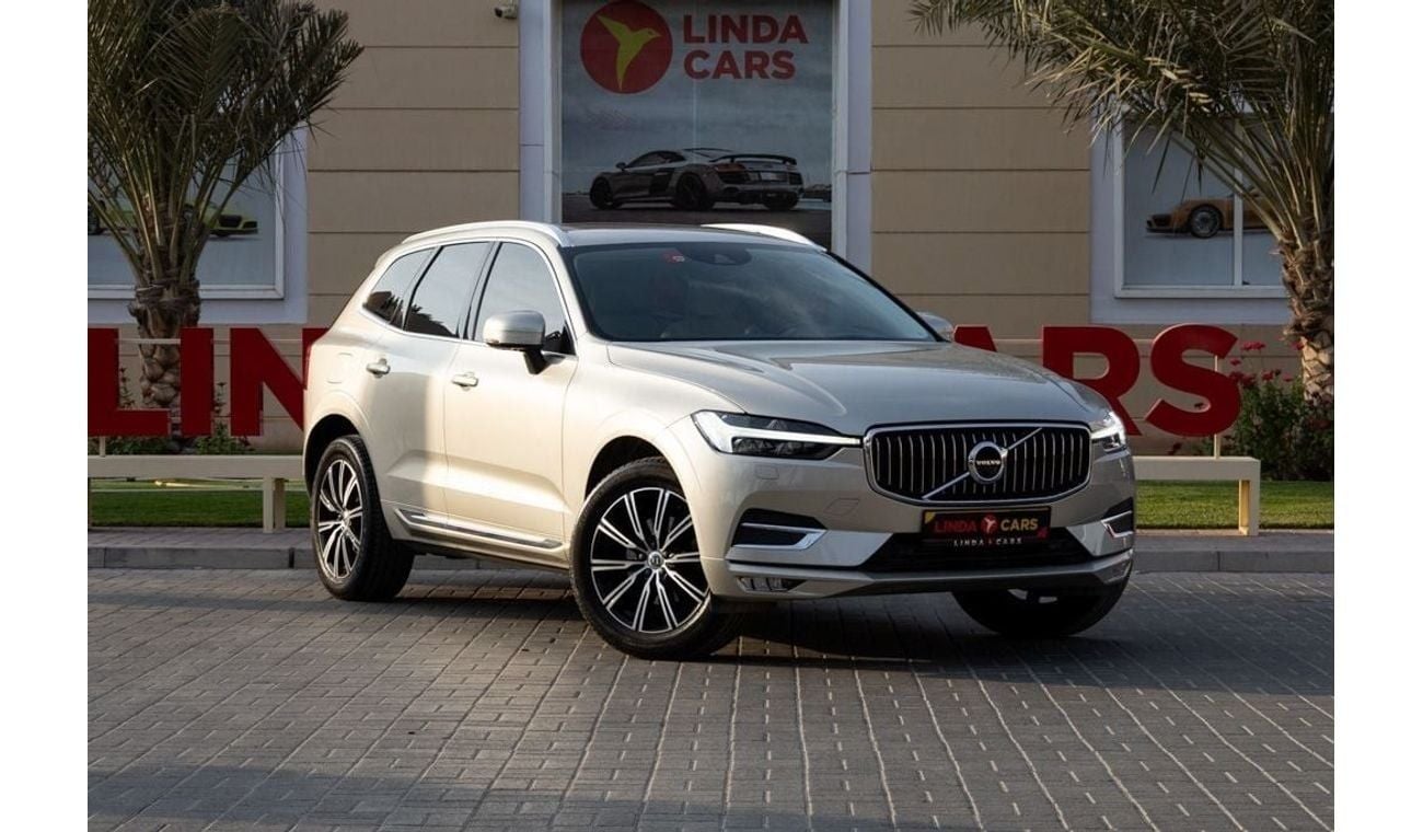 فولفو XC 60 T5 Momentum 2.0L AWD Volvo XC60 T5 2021 GCC under Agency Warranty and Service Contract with Flexible