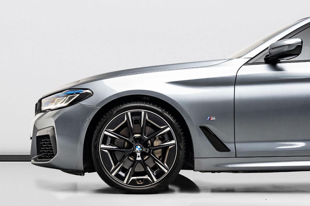 بي أم دبليو 540i 2023 BMW 540i, 2028 BMW Warranty + Service Contract, Low KMs, GCC