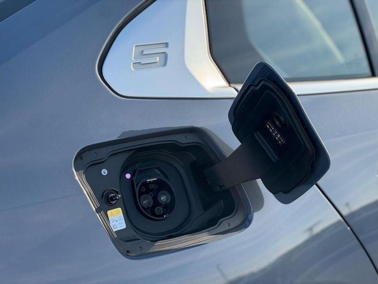 BMW i5 BMW I5 2024 35L