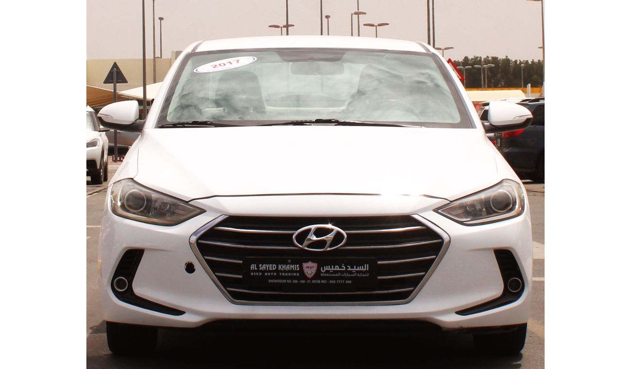 Hyundai Elantra GL Hyundai Elantra 2017 GCC, in excellent condition