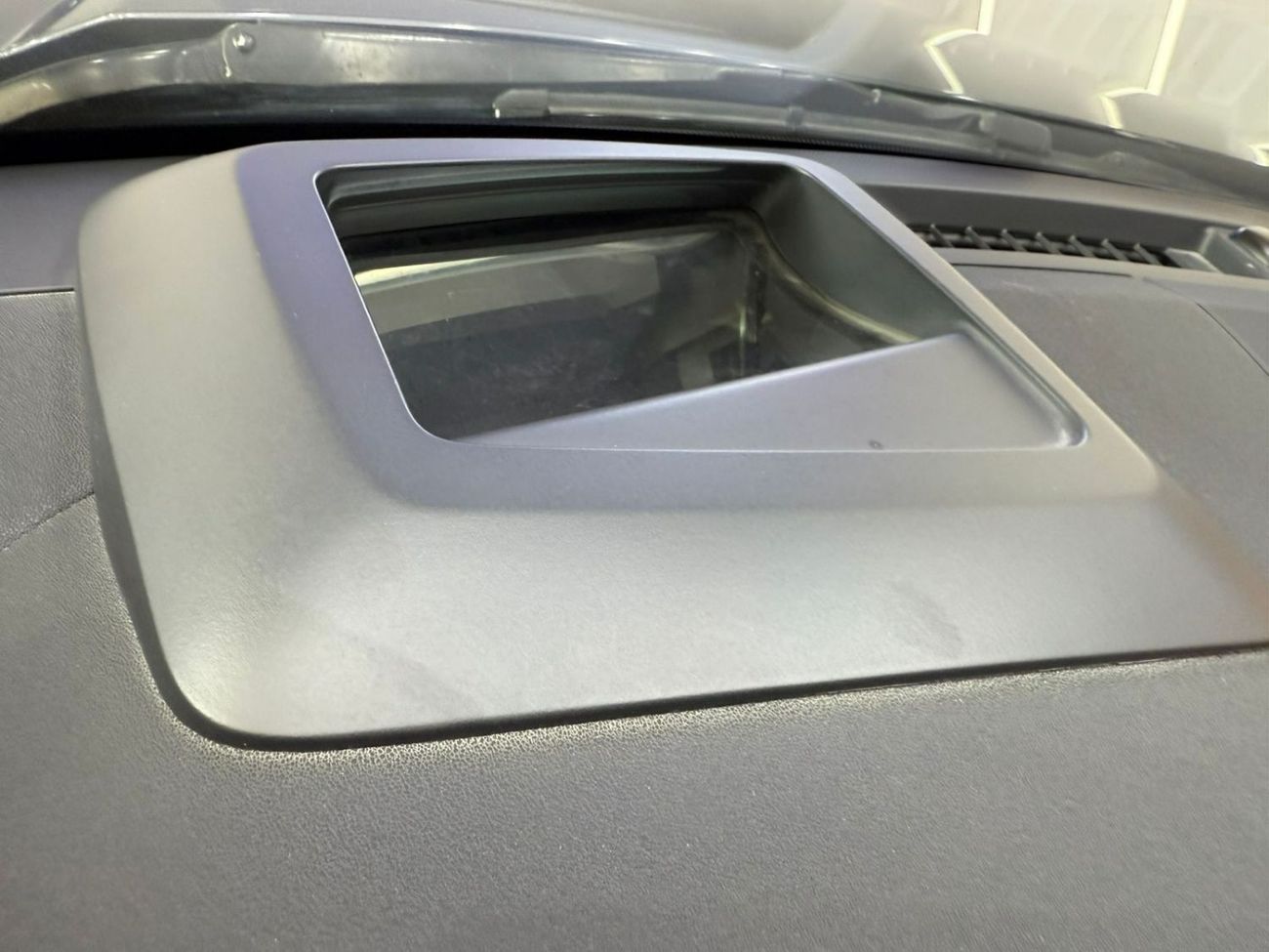 Land Rover Range Rover Evoque Dynamic 2.0L (5 Door) Dynamic Plus | GCC