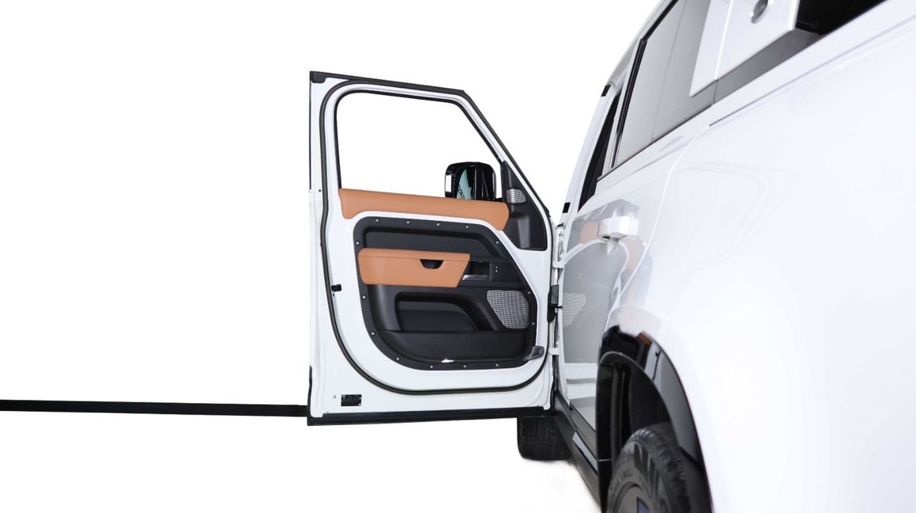 Land Rover Defender 130 P400 X Dynamic - Brand New - Full Option