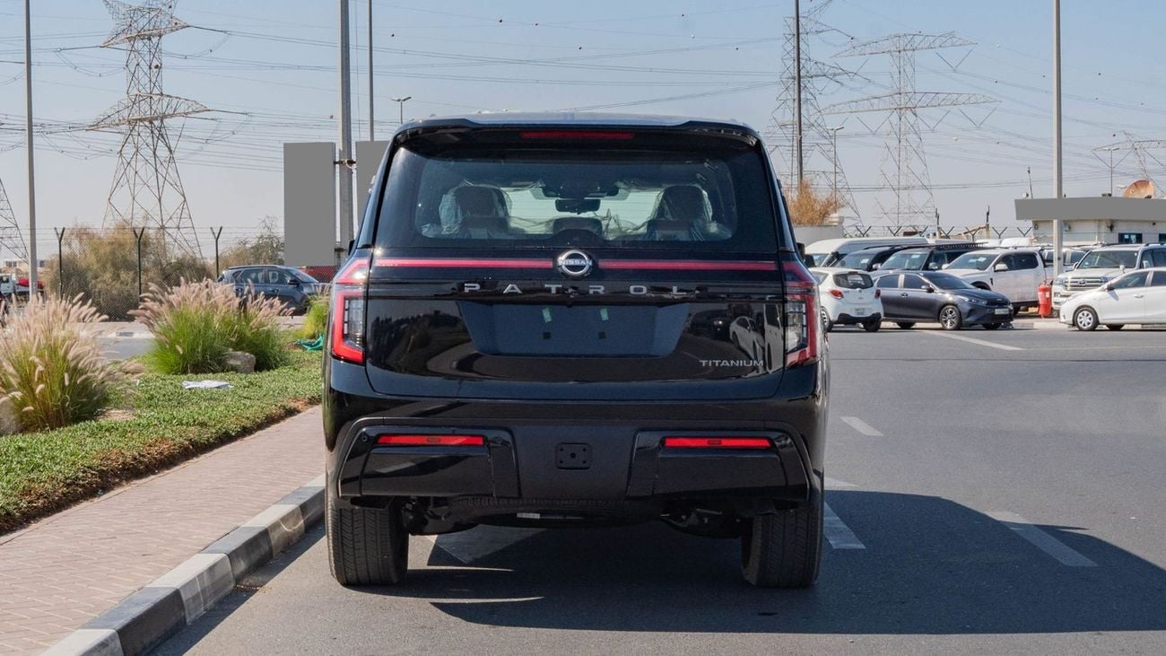 نيسان باترول 2026 Nissan Patrol Titanium 3.5L Twin Turbo AT Petrol (Black-Tan)