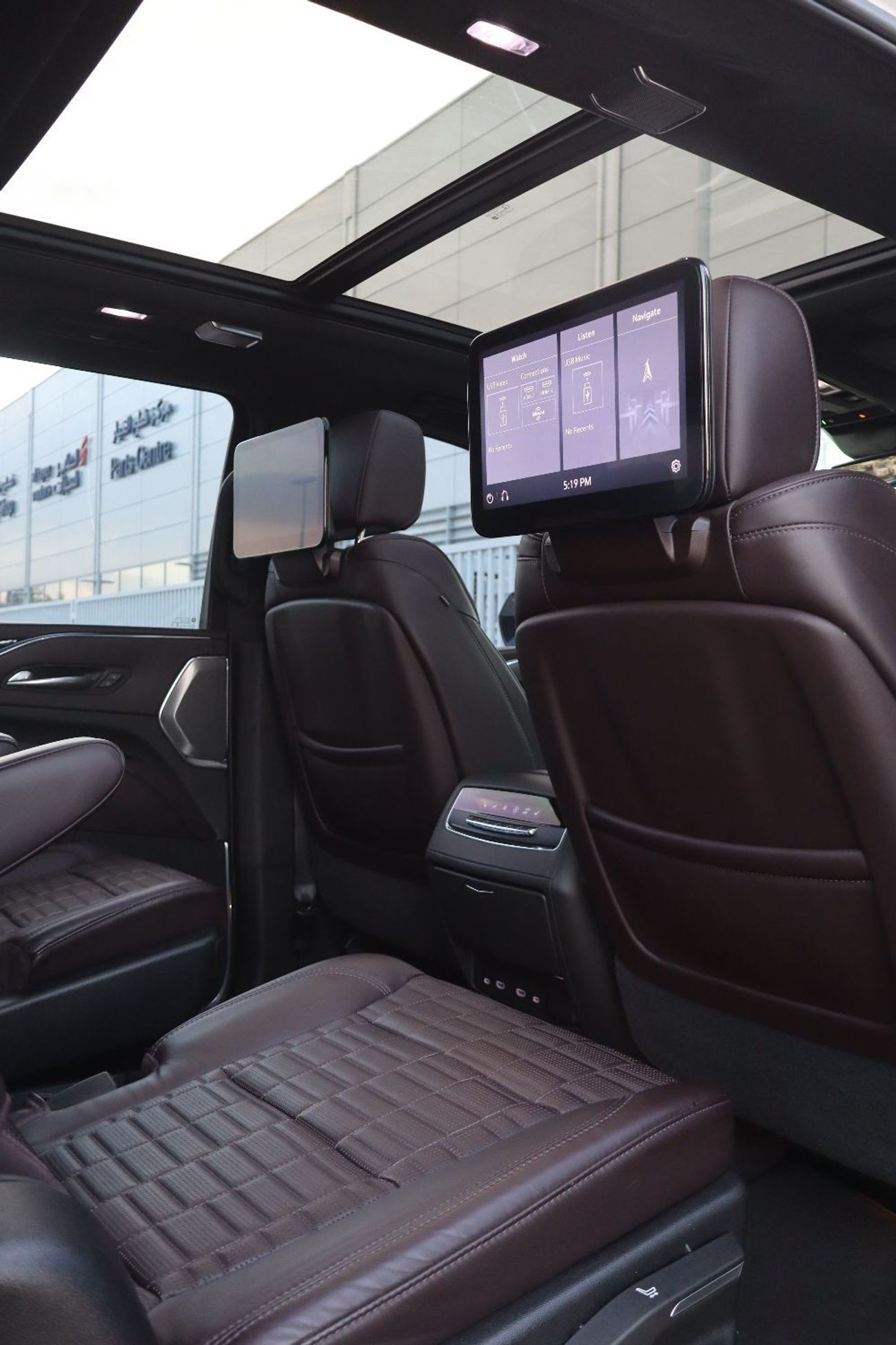 Cadillac Escalade Premium Luxury Platinum 6.2L 4WD