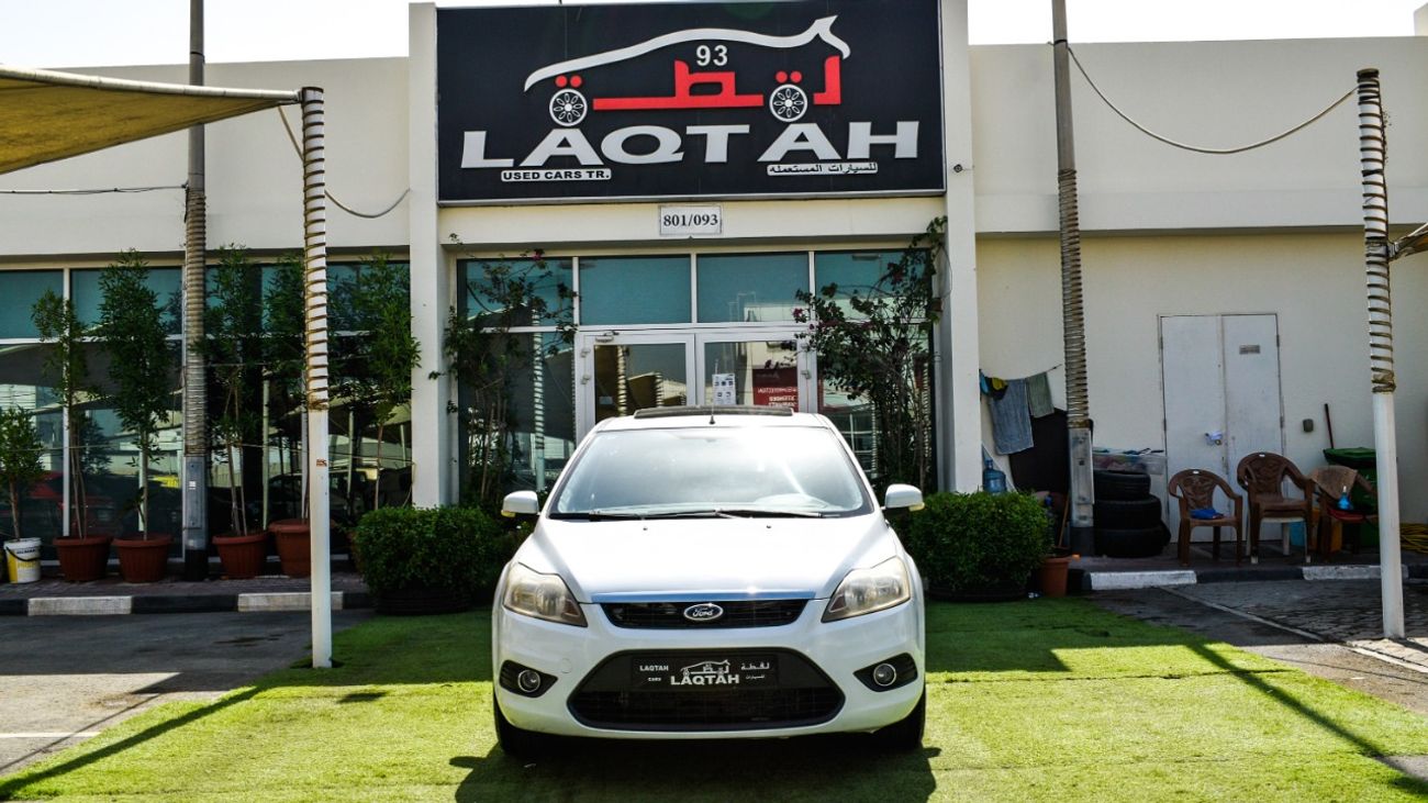 Ford Focus Gulf - number one - hatch - cruise control - control - rear wing, fog lights in excellent condition