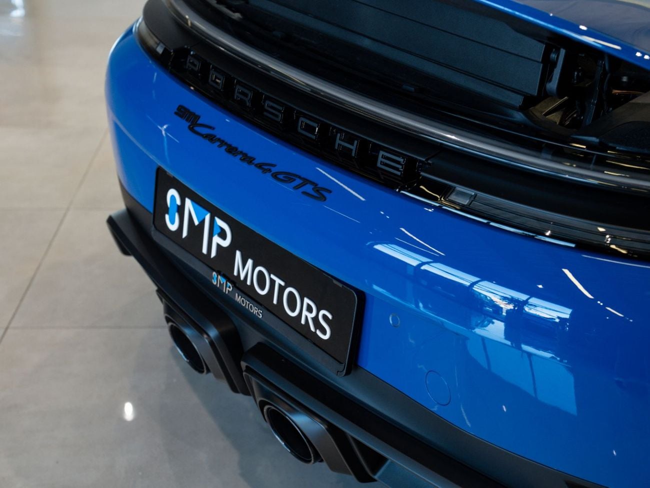 Porsche 911 CARRERA 4GTS