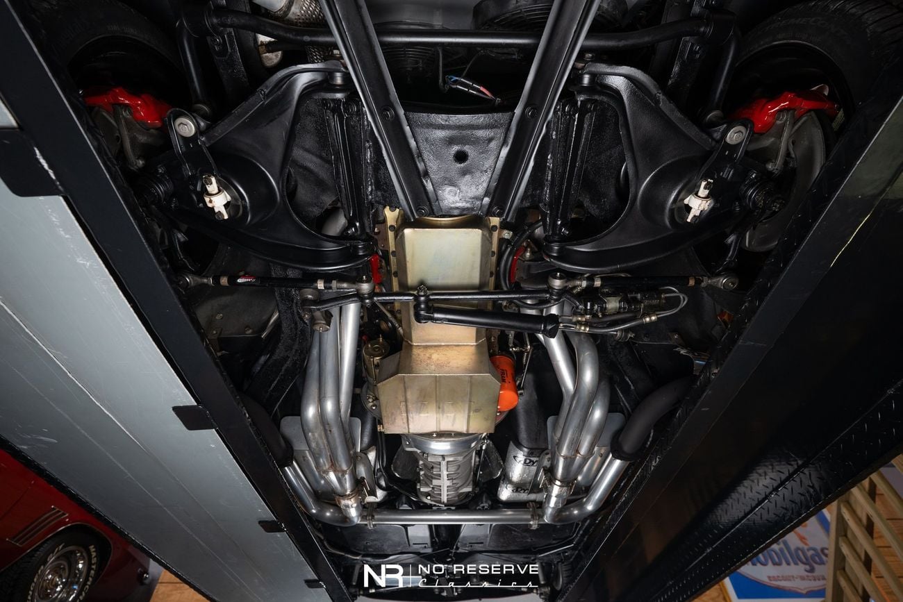 شيفروليه كورفت ZZ502 6 Speed Widebody Restomod