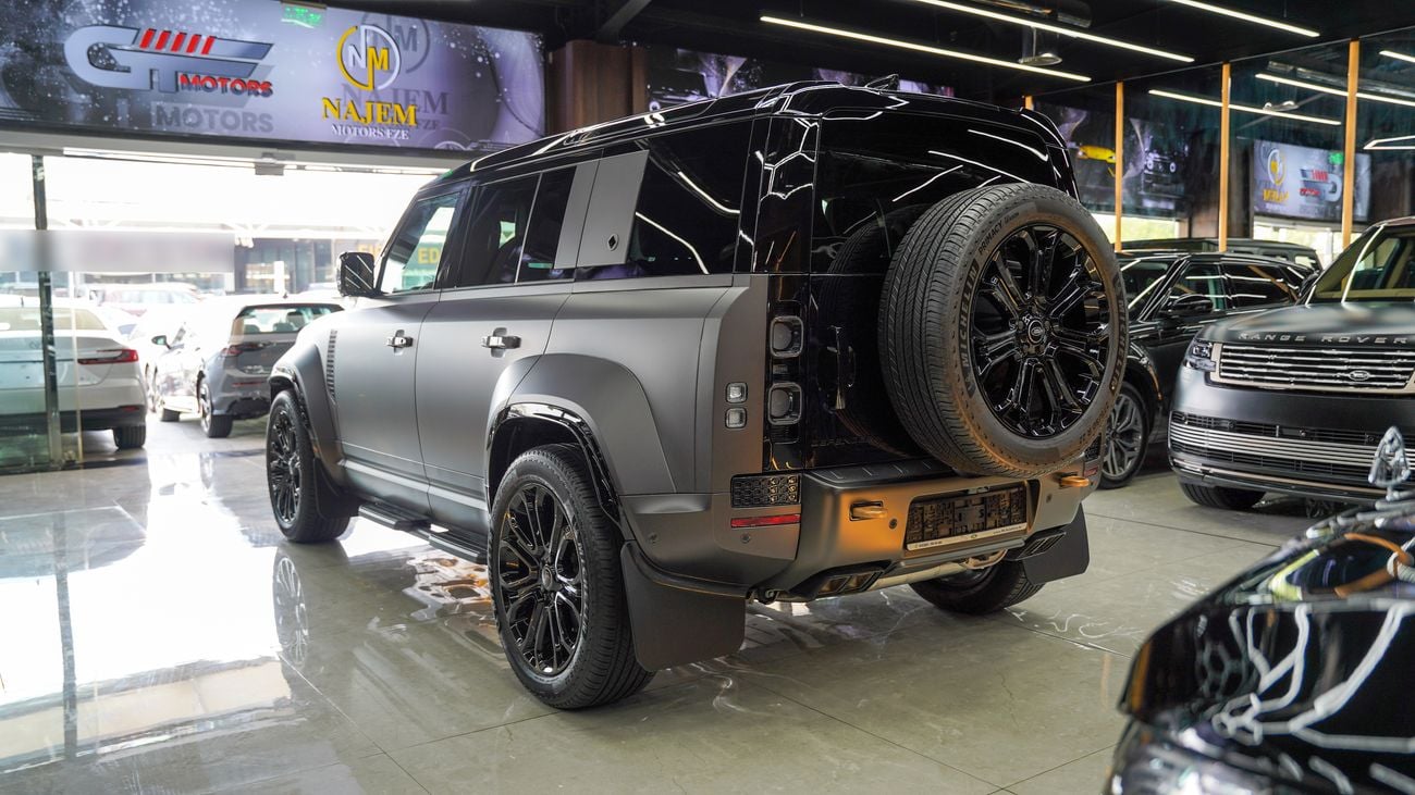 لاند روفر ديفندر Octa