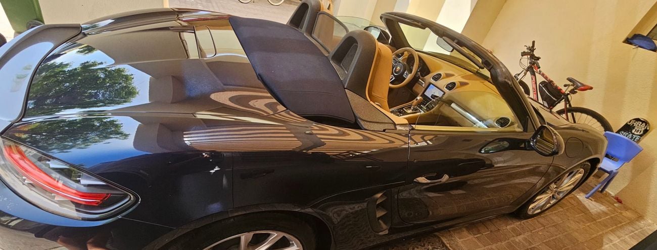 Porsche 718 Boxster 2.0L turbo 4cyl convertible RWD