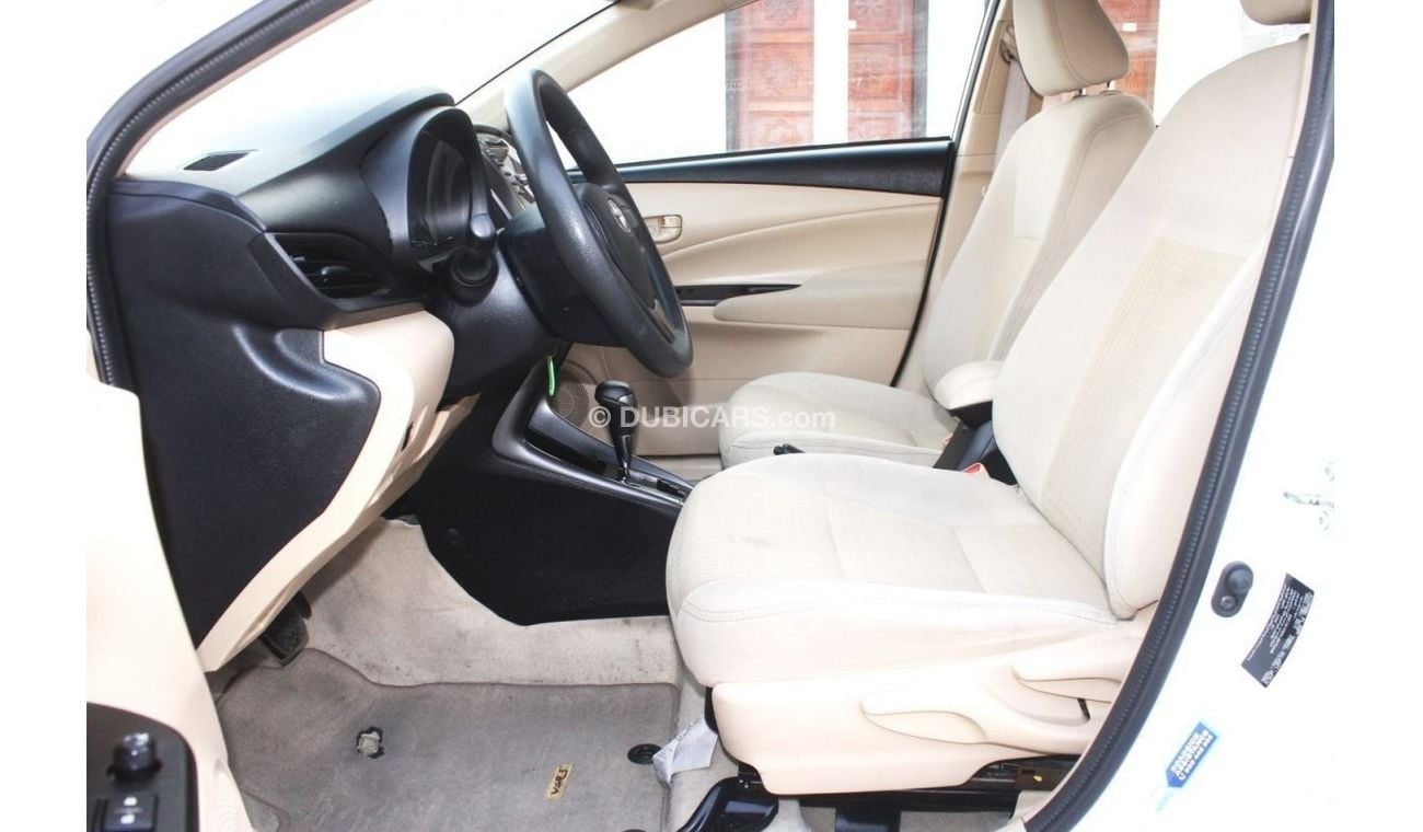 تويوتا يارس SE+ تويوتا يارس 2022 خليجي بحالة ممتازة