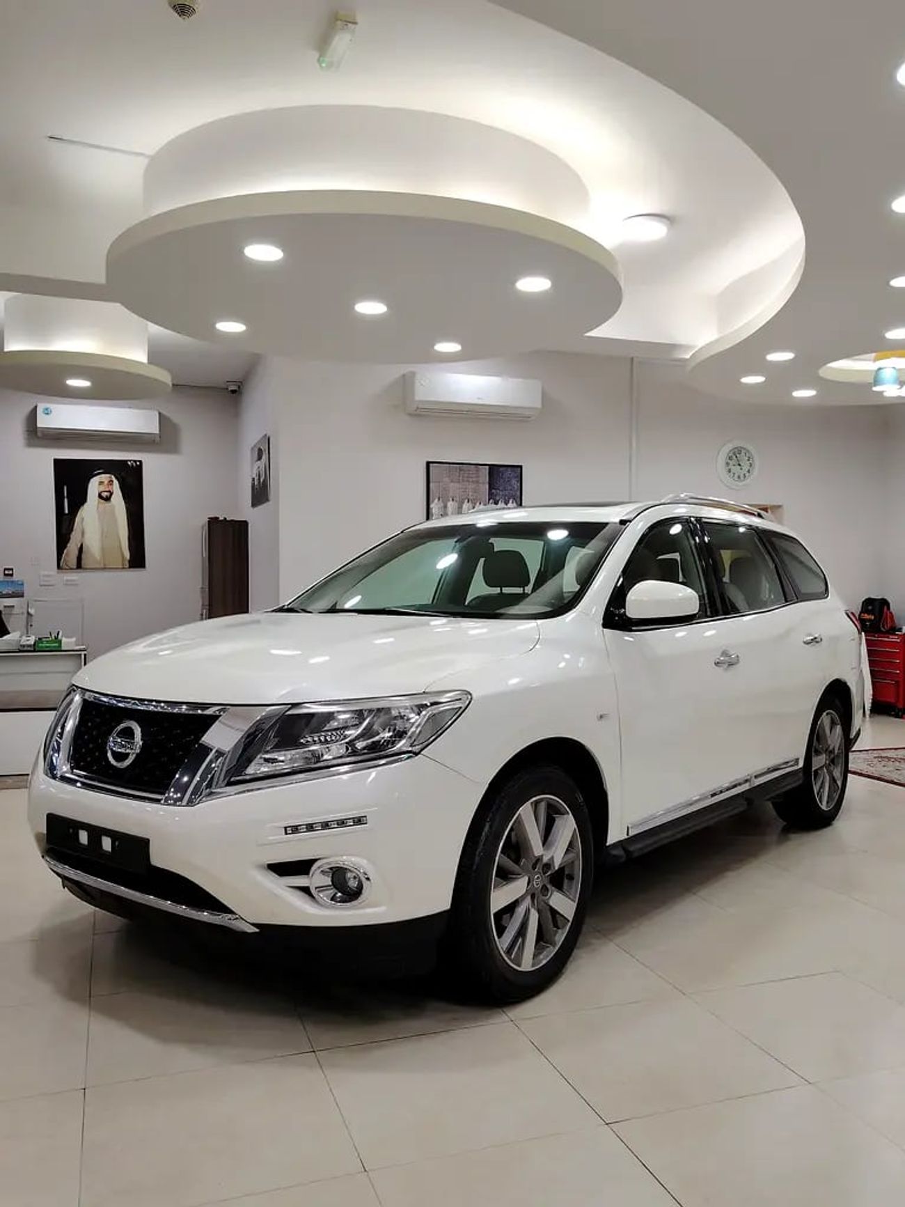 Nissan Pathfinder SV 3.5L (260 HP) 4WD SV