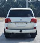 Toyota Land Cruiser VXR V8