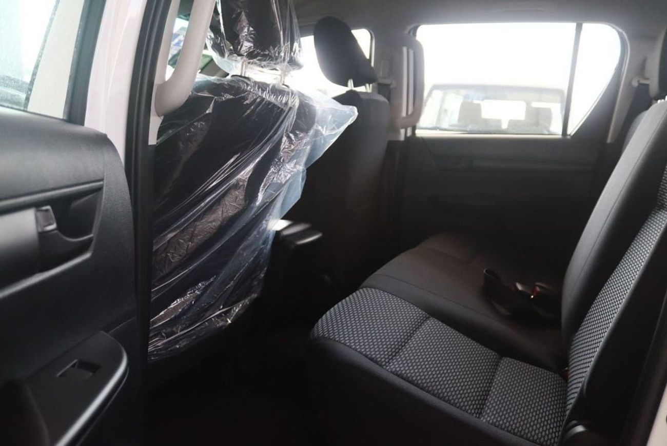 تويوتا هيلوكس 2025 TOYOTA HILUX 2.7 4X4 AUTOMATIC **EXPORT ONLY**التصدير فقط خارج الخليج**