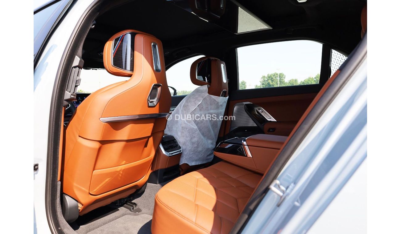 BMW 735 i SERIES-7 | M-PACKAGE | 5 Years Warranty and Service up to 100,000KM | GCC