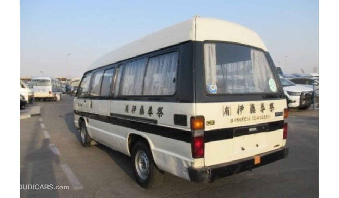 تويوتا هاياس TOYOTA HIACE RIGHT HAND DRIVE (PM1003)