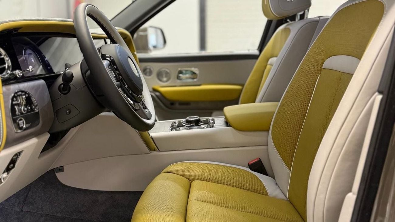 Rolls Royce Cullinan Brand New | European Specs | Special Exterior & Interior Colors