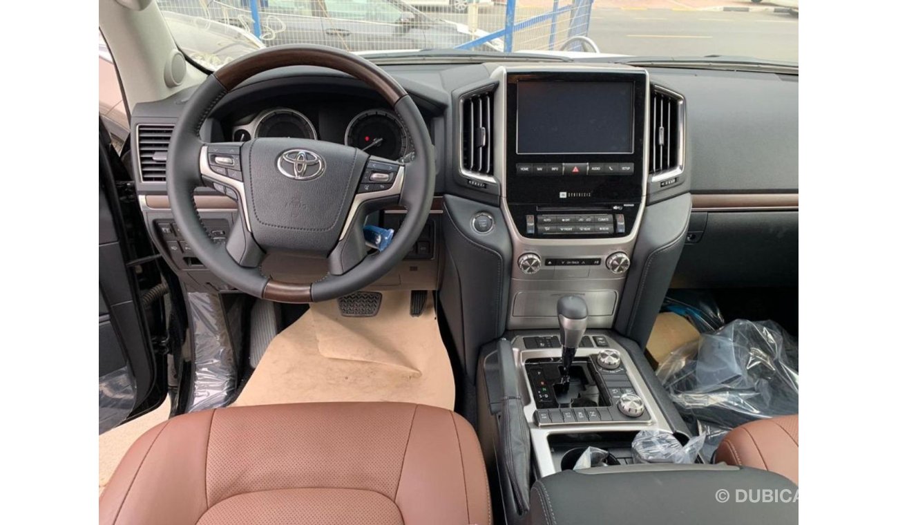 Toyota Land Cruiser VXR  FULL OPTION