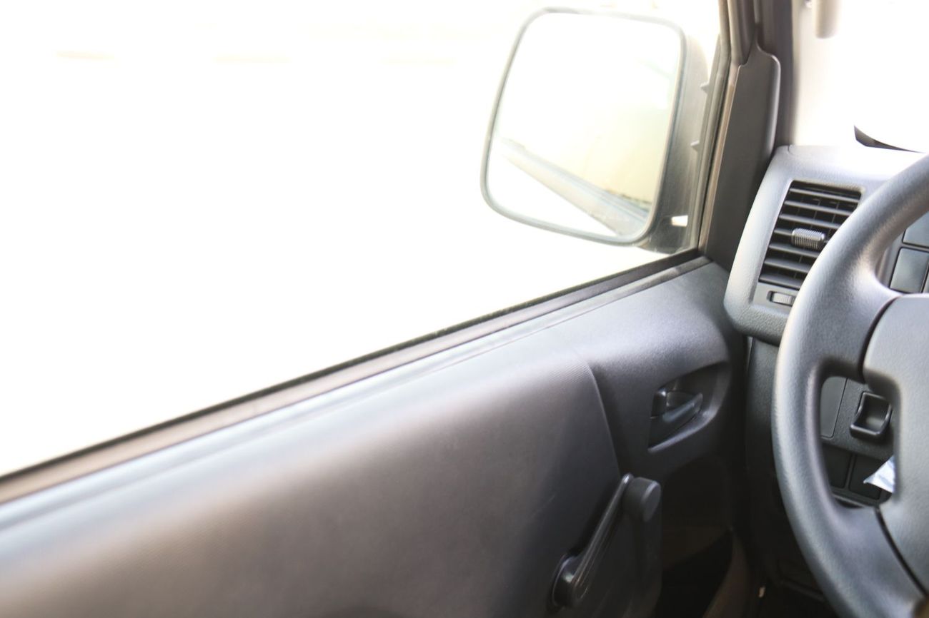 تويوتا هاياس Toyota Hiace Commuter Van 2026 | Petrol 2.7L | Best Export Price