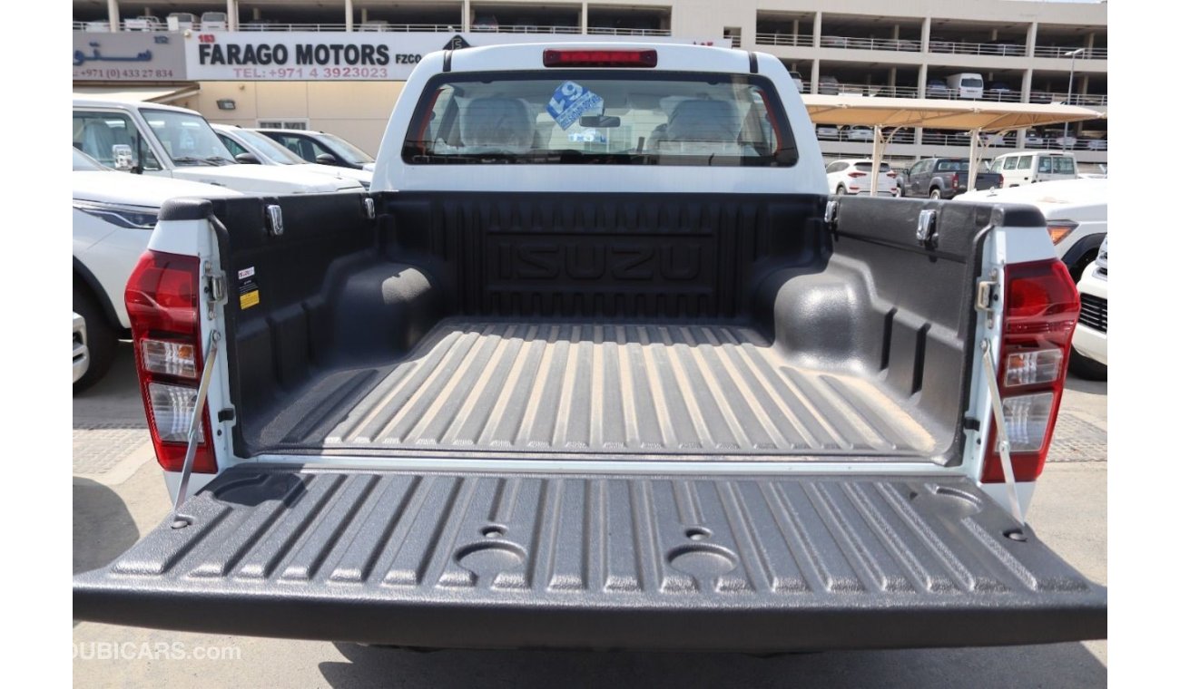 Isuzu DMax ISUZU D MAX 2.5L DIESEL DOUBLE CAB PICK UP 4X4 MANUAL TRANSMISSION PWW