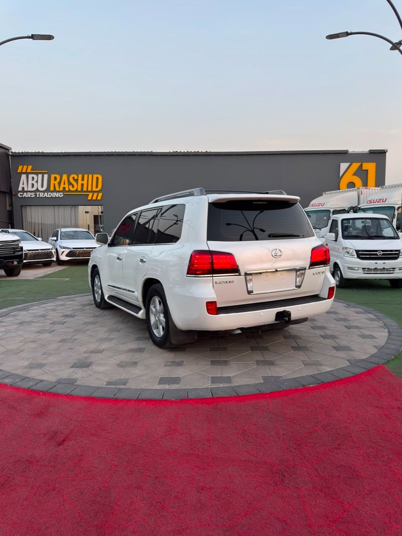 لكزس LX 570 TOP