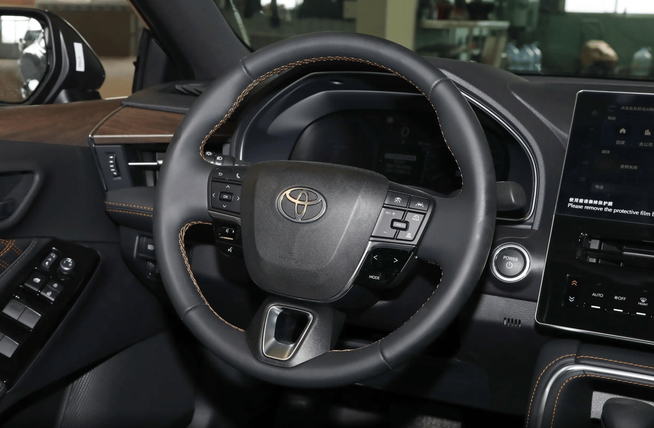 Toyota Avalon Toyota Avalon 2024 Hybrid 2.0L E- CVT Luxury Edition