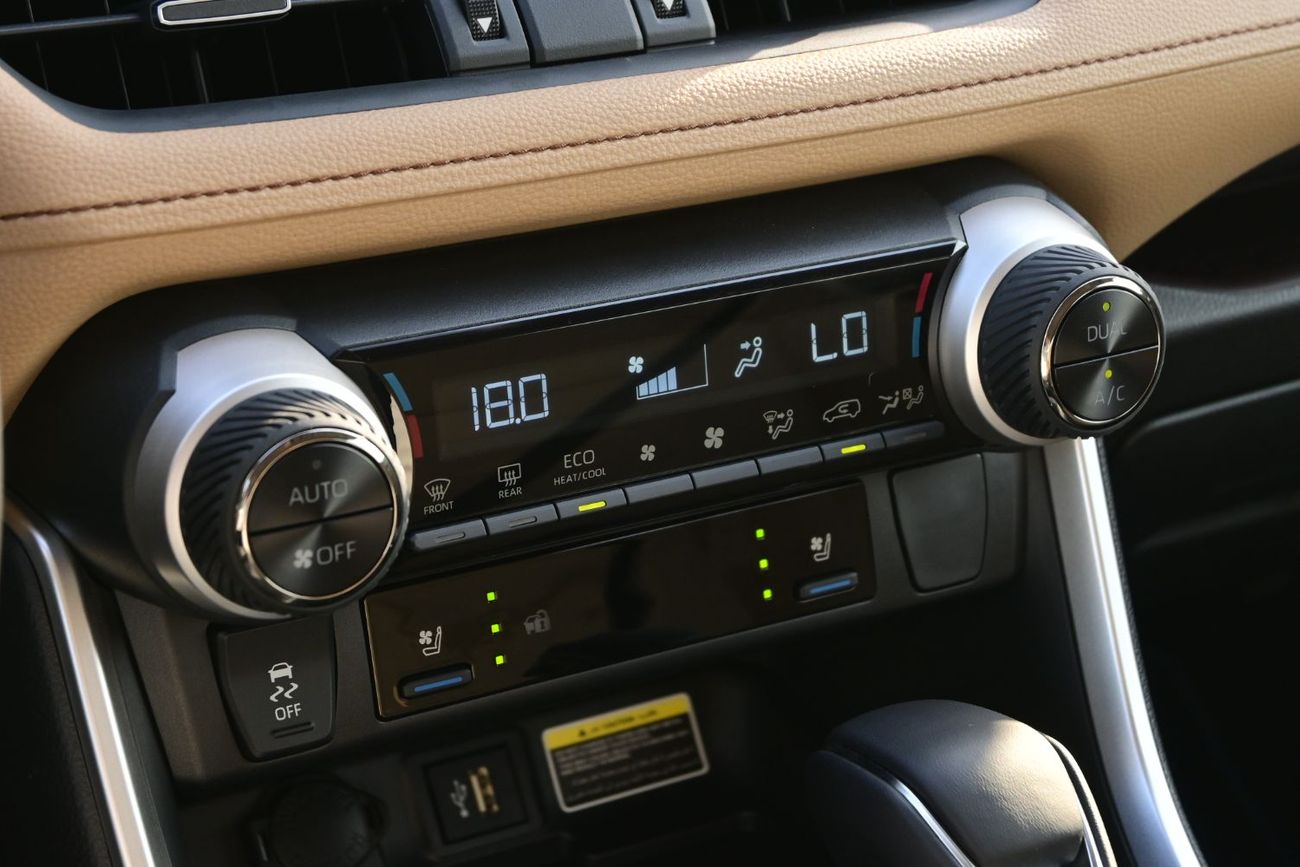 تويوتا راف ٤ Toyota RAV4 Limited 2.5L Hybrid, AWD, Model 2025 Color White