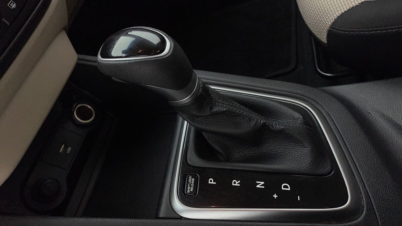 Hyundai Accent SMART 1.6 | Zero Down Payment | Free Home Test Drive