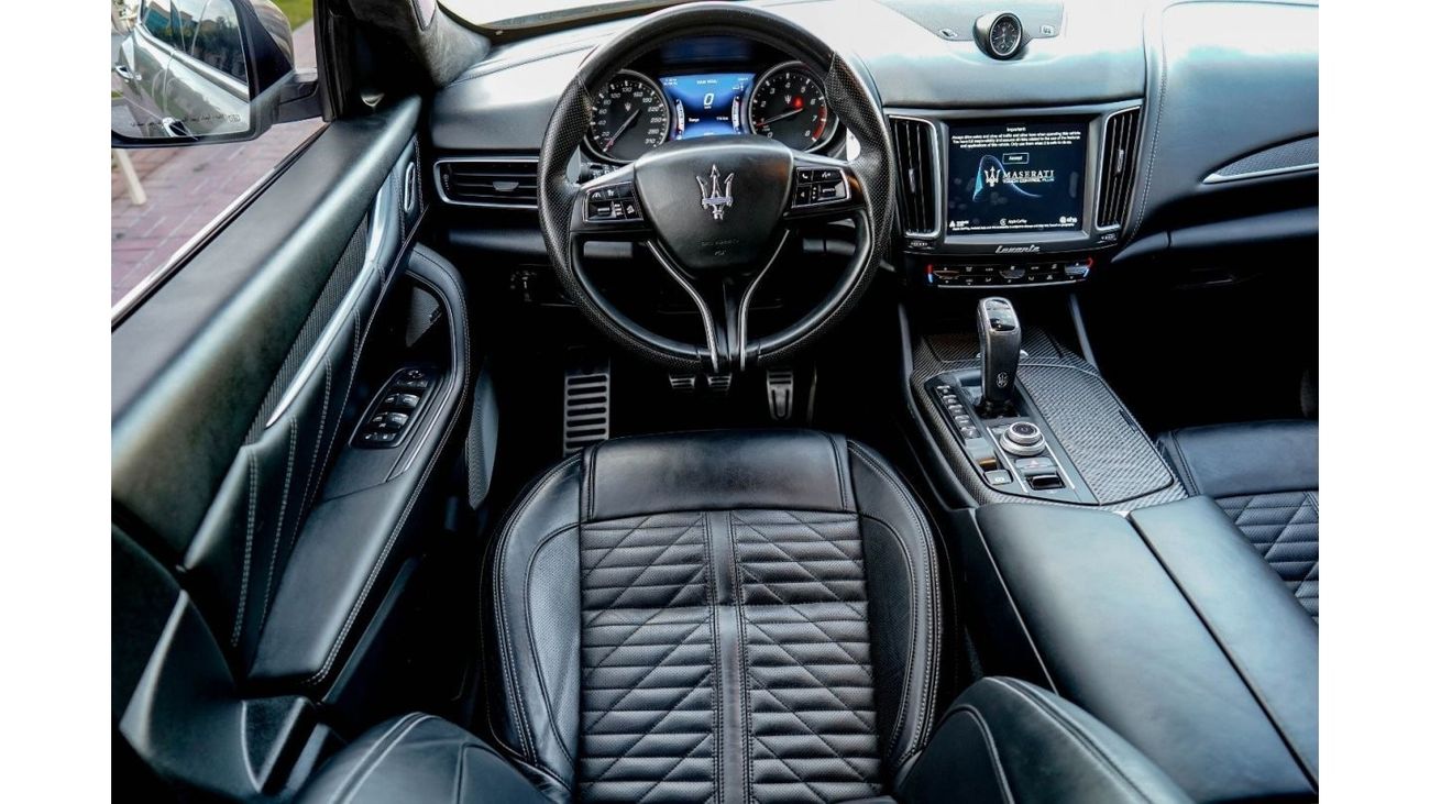Maserati Levante Std