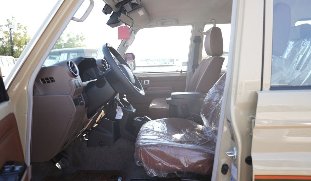 Toyota Land Cruiser 70 TOYOTA LC76 5DOORS PETROL 4.0L A/T MODEL 2025 40TH ANNIVERSARY FULL OPTION