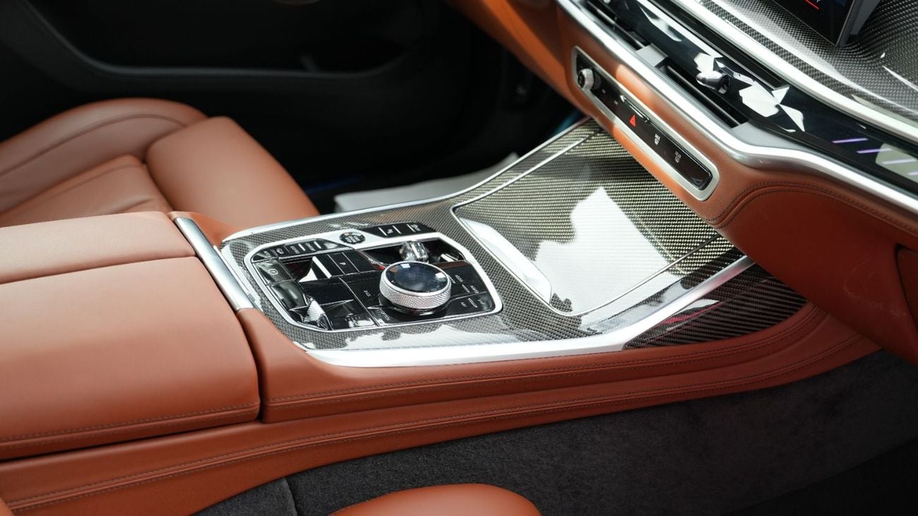 بي أم دبليو X7 M60i xDrive M-Sport Pro V8 Brooklyn Grey Metallic 2026 MY Export Only