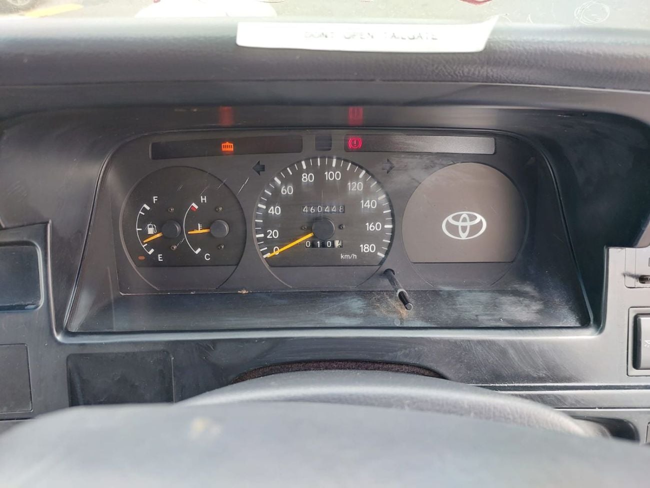 تويوتا هاياس TOYOTA HIACE VAN RHD 2000 MODEL 2.4 L PETROL MANUAL(PM02940)