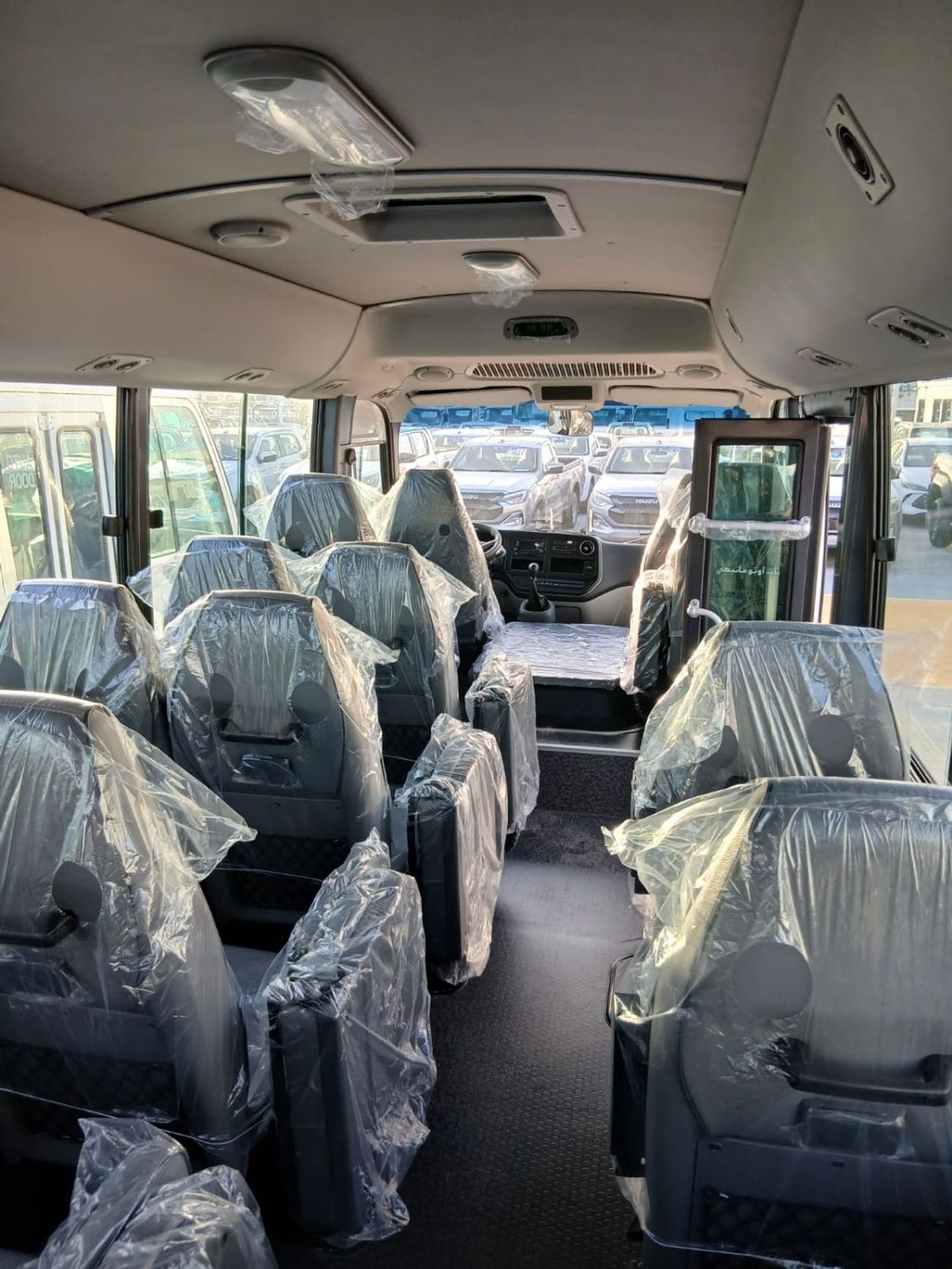 هيونداي كونتي حافلة هايونداي كاونتي كوستر ميني | موديل 2026 | جاهزة للتصدير