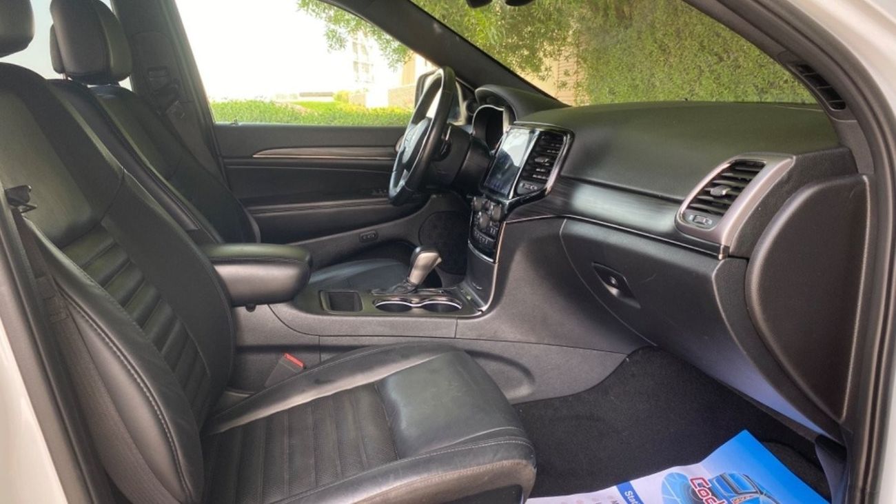 جيب جراند شيروكي ليميتيد