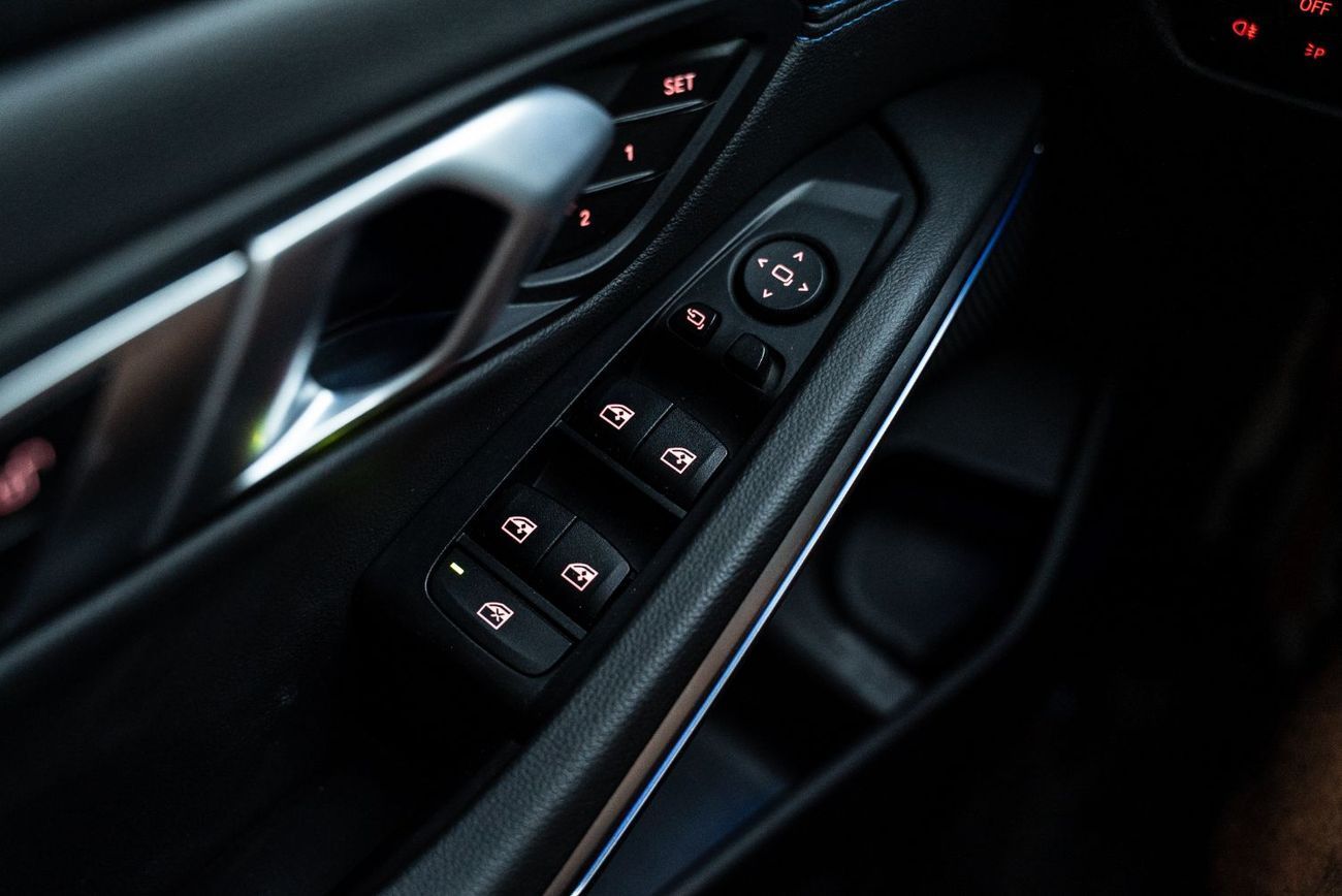 BMW 330i M Sport 2.0L (255 HP) M-Kit 2021 GCC Full Service History 2.0L Twin Power Turbo