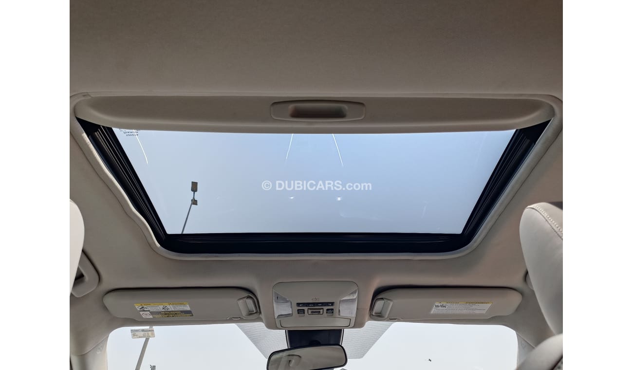 تويوتا راف ٤ XLE FULL SUNROOF / 1 YEAR WARANTY */ REGISTERATION / INSURANCE FREE (LOT # 41046)