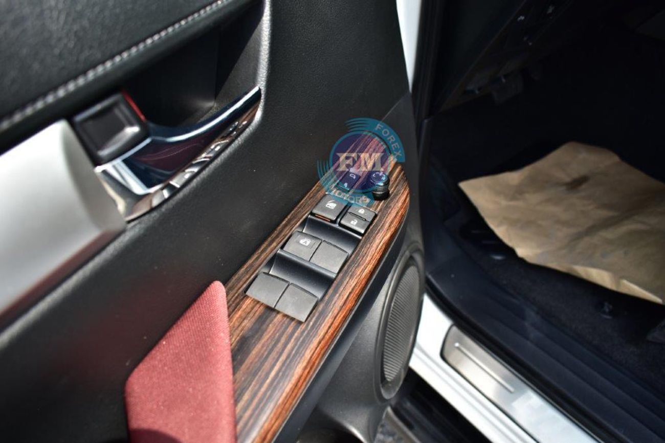 تويوتا هيلوكس Double Cab Pickup GLXS-V 2.4L Diesel 4WD 5 Seater Automatic