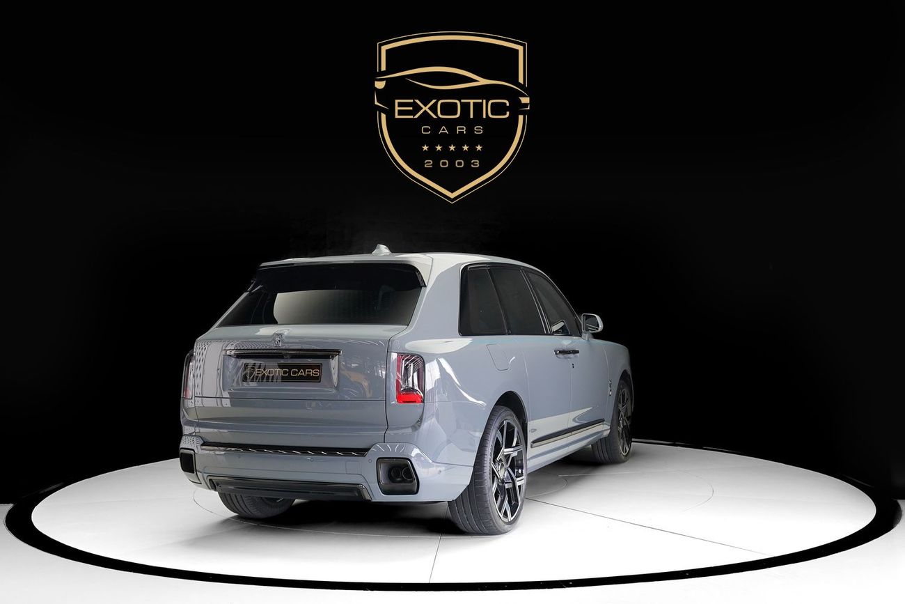 رولز رويس كولينان BLACK BADGE