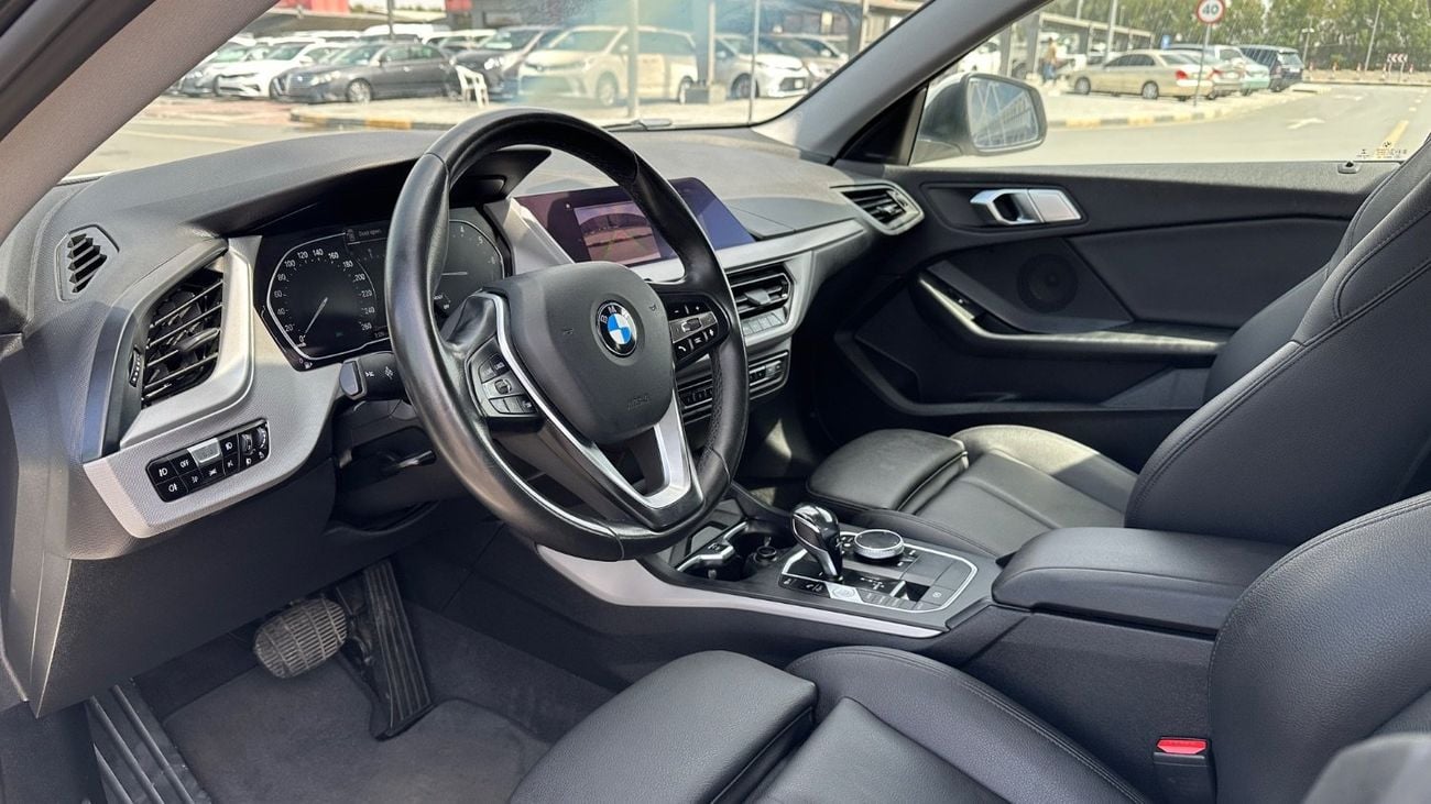 بي أم دبليو 218 Std 1.5L