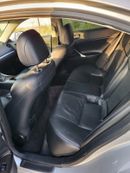 Lexus IS250 2.5 .6 cyl .sedan .AWD .5 seats .4door