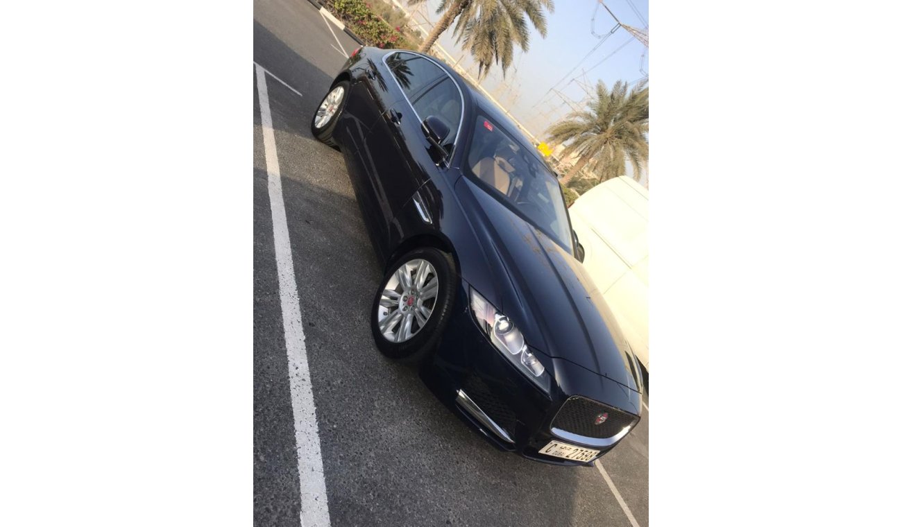 Jaguar XF