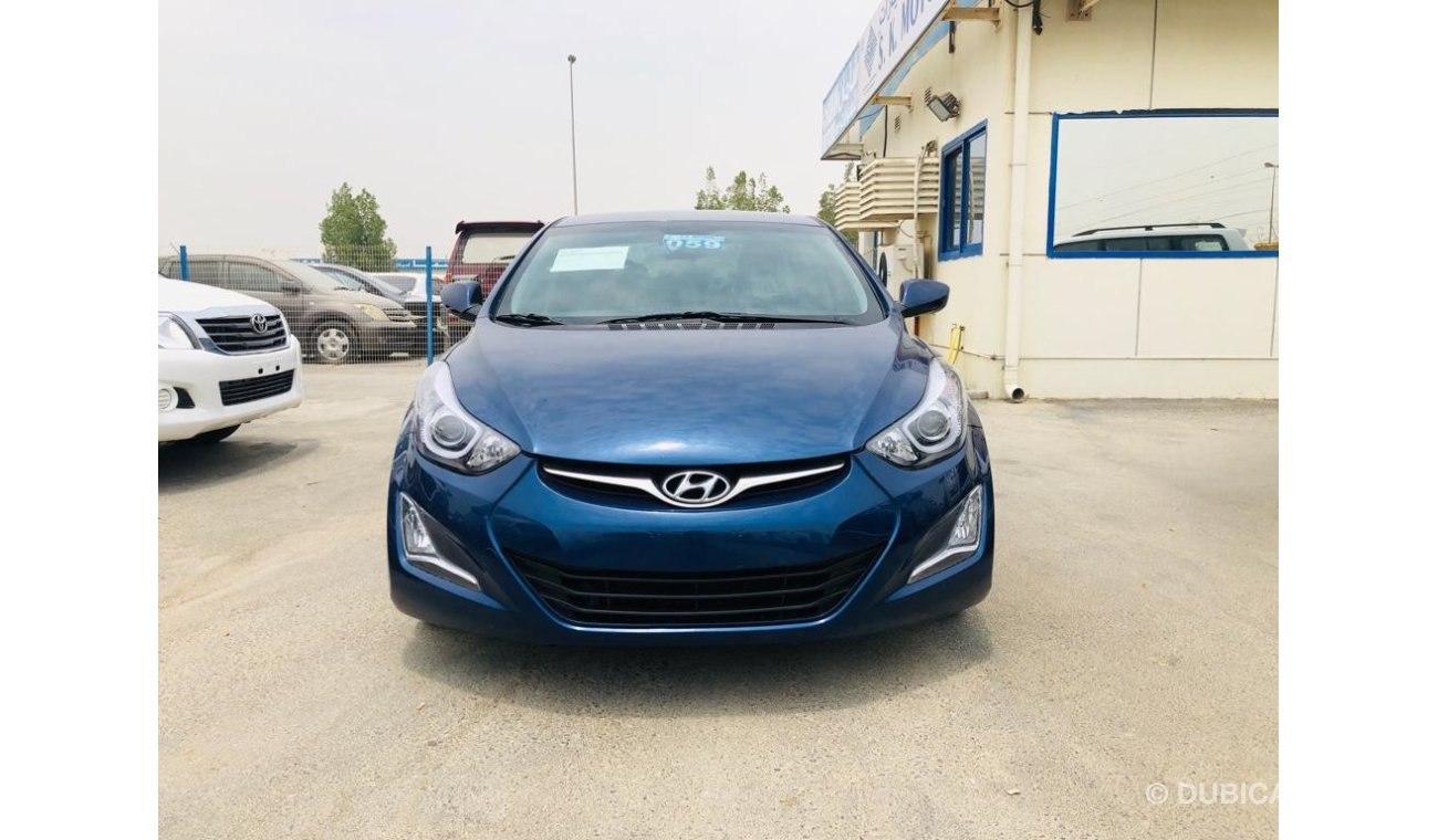 Hyundai Elantra Very clean condition - Low mileage - Special Deal