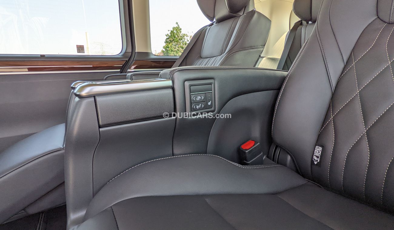 Toyota Granvia Premium V6 3.5L Petrol 6 Seat Automatic Transmission