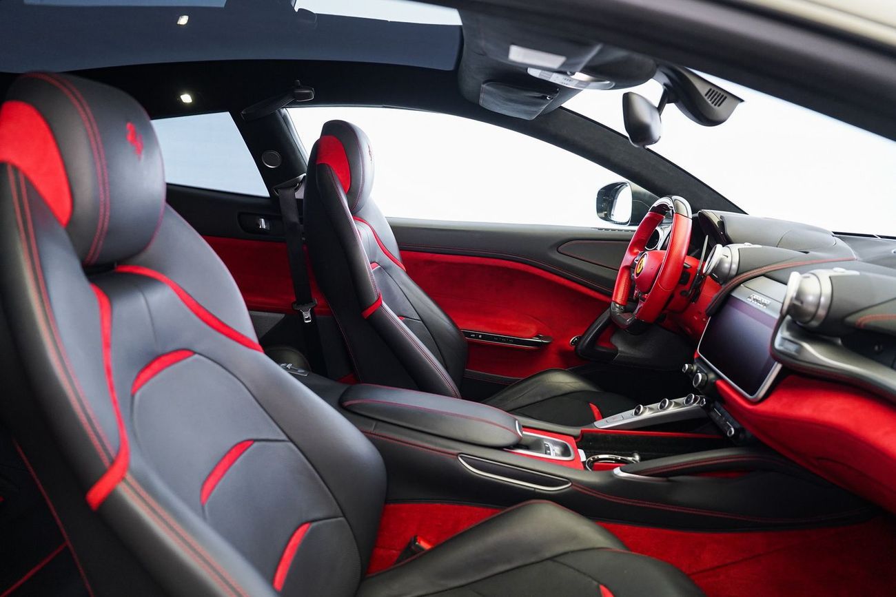 فيراري جي تي سي 4  لوسو T