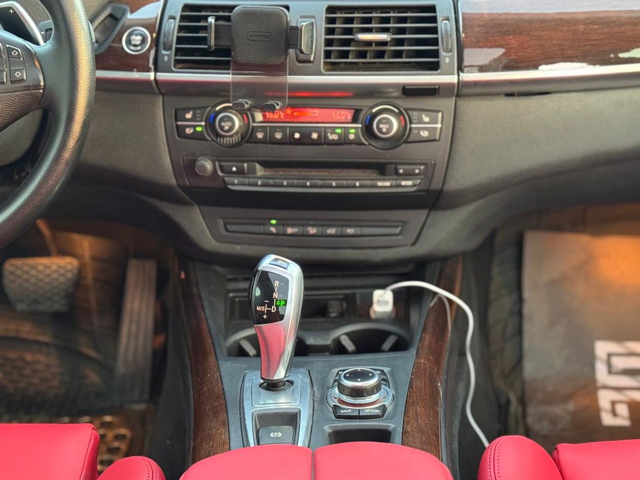 BMW X5 35i Exclusive 3.0L (5 Seater) BMW X5 35i X-Drive / 2013 / USA Clean Title / 85,000KM Original